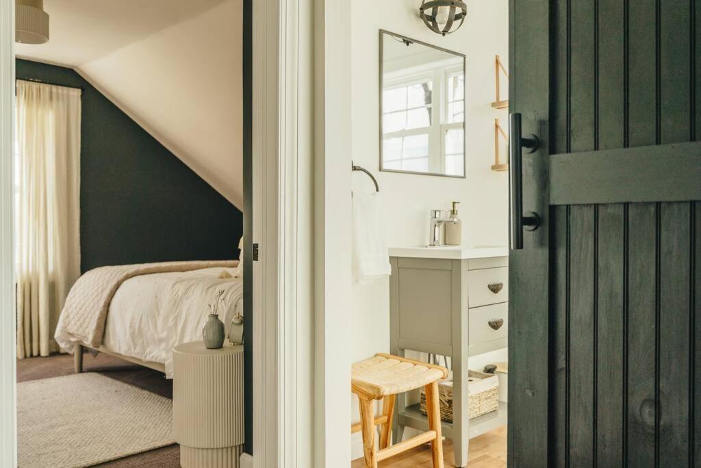 Cozy Cottage, Hot Tub, Fire Pit, 15Min To Hudson And Hiking 카츠킬 외부 사진
