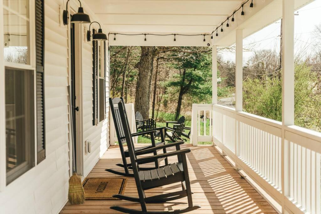 Cozy Cottage, Hot Tub, Fire Pit, 15Min To Hudson And Hiking 카츠킬 외부 사진